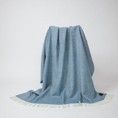 Traditional Herringbone Sky Donegal