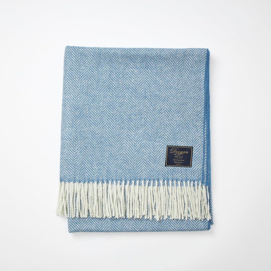 Traditional Herringbone Sky Donegal