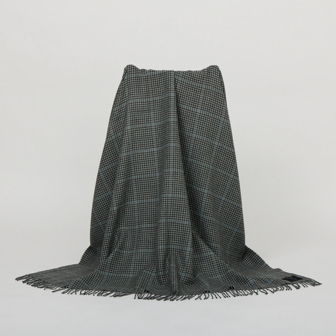 Grey Blue Houndstooth Plaid