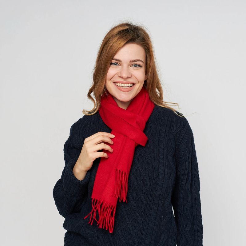 products/Classic_Scarlet_Lambswool_Scarf_1.png